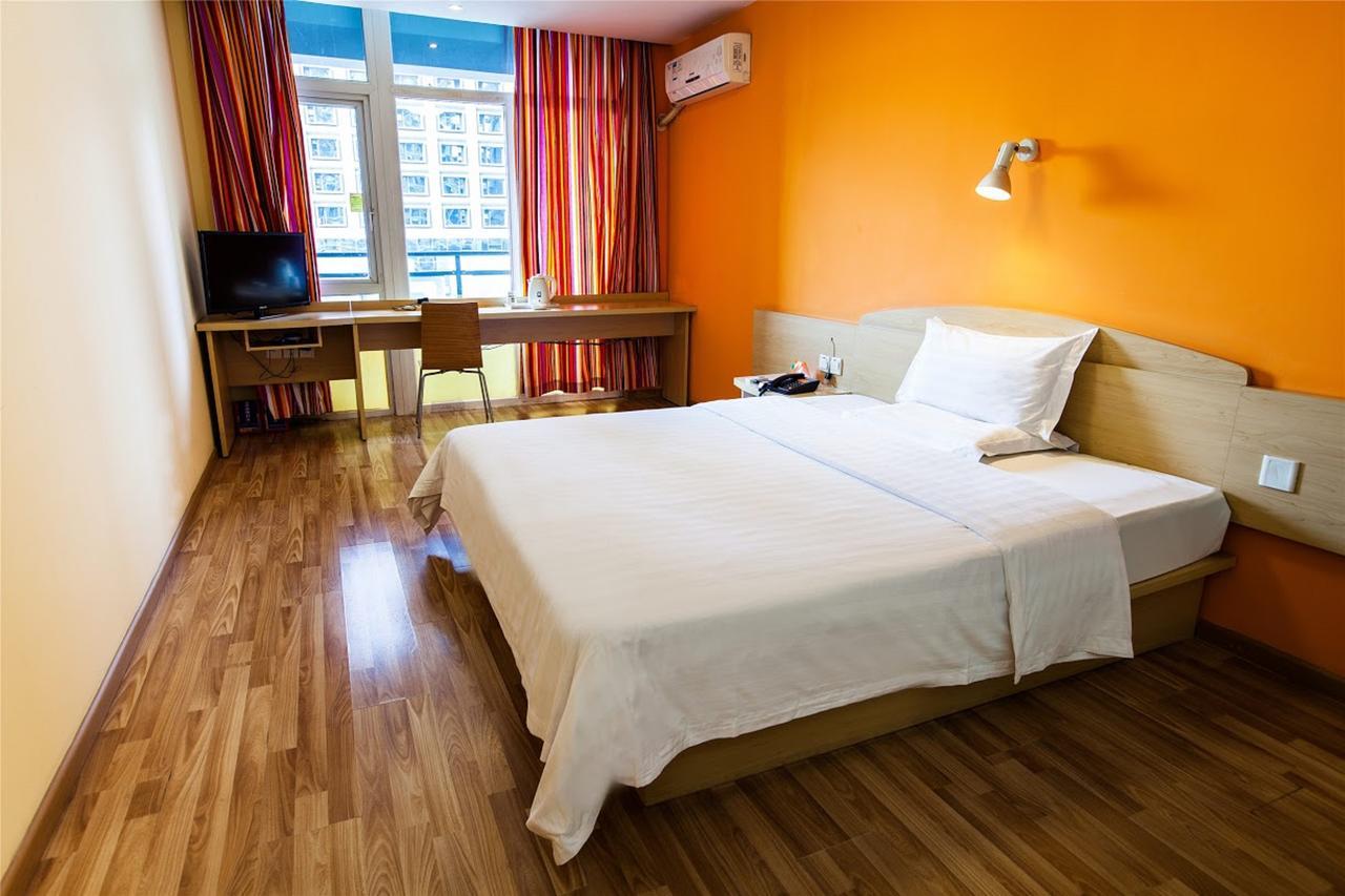 7Days Inn Yunfu Luoding Central Kültér fotó