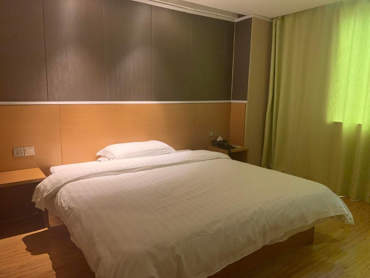 7Days Inn Yunfu Luoding Central Kültér fotó