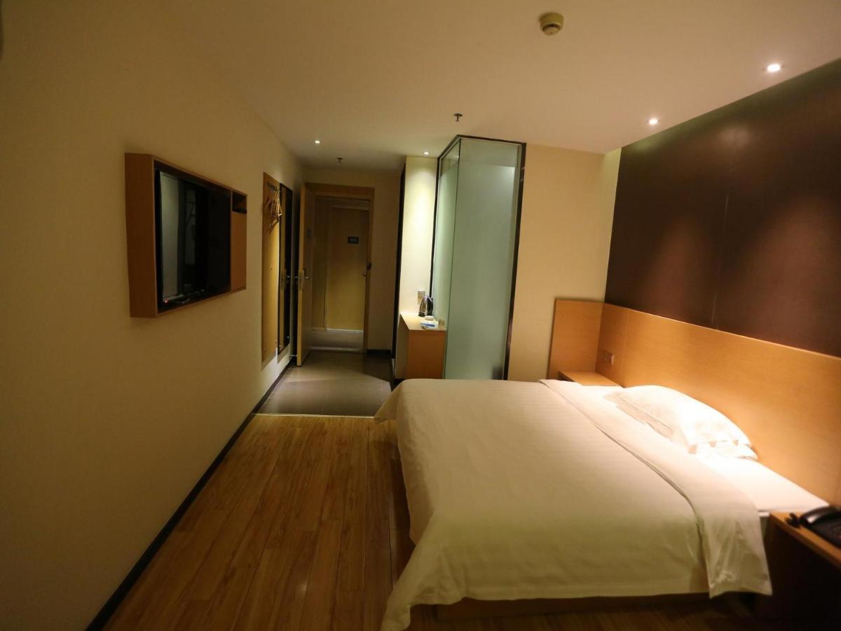 7Days Inn Yunfu Luoding Central Kültér fotó